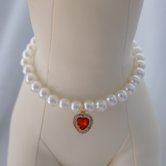 Royal Pearl Pet Necklace – Ruby Red Heart Charm | Glamorous Pet Accessory