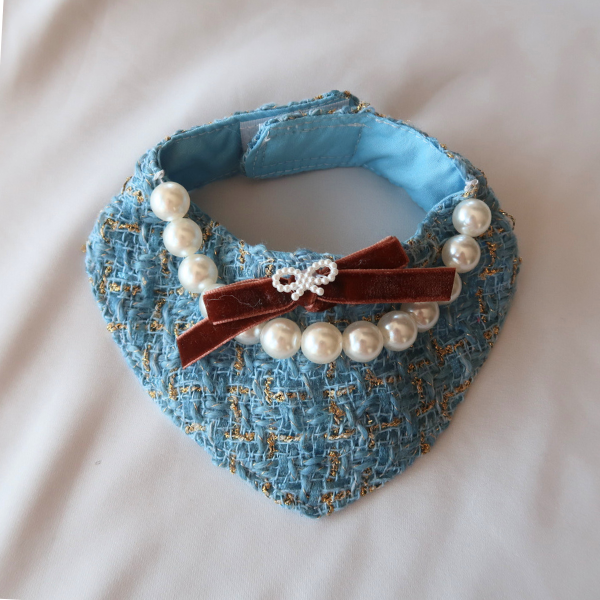 Chanel-Inspired Pearl Pet Bib – Blue Royal Style for Small Pets