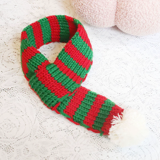 Knitted Xmas Dog Scarf — Cosy Holiday Edition