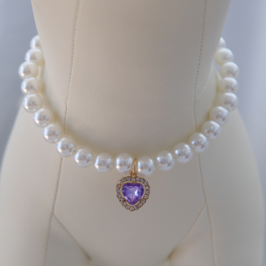 Royal Pearl Pet Necklace – Lavender Heart Charm | Chic & Cute Pet Jewelry