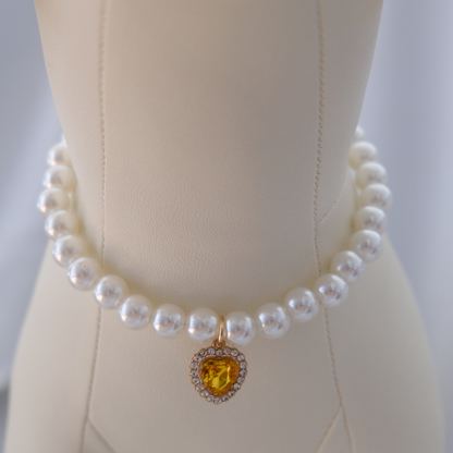 Royal Pearl Pet Necklace – Golden Heart Gem | Luxury Jewelry for Dogs & Cats