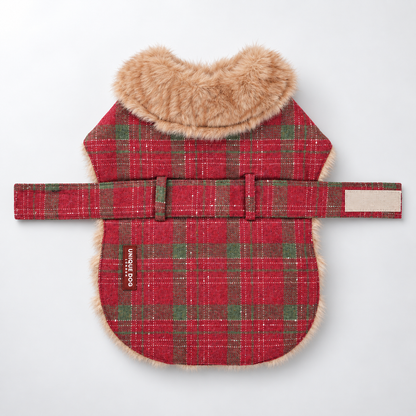 Country House - The Noble Red Fur Coat