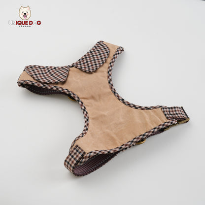 Countryside Field - Cardiff Harness