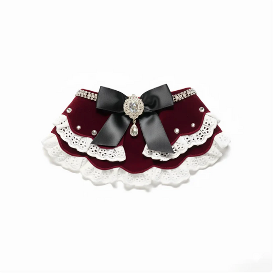 Momoji Castilho Velvet Pet Bib – Vintage Lace Collar for Cats & Small Dogs | Holiday Outfit